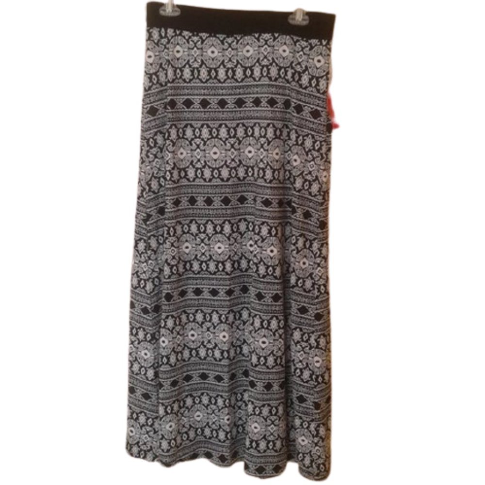 Ardene Maxi Skirt Large NWT